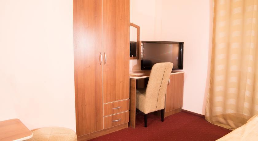 Hotel Xemar Arad Quarto foto
